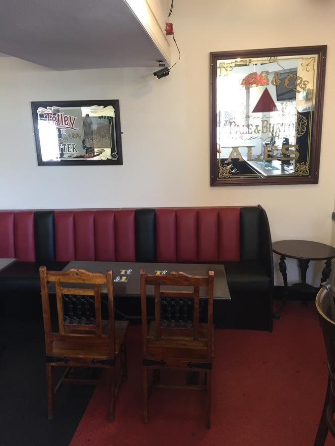 Brownlows Inn Guest House Formerly The King Harry Accommodation Liverpool Extérieur photo